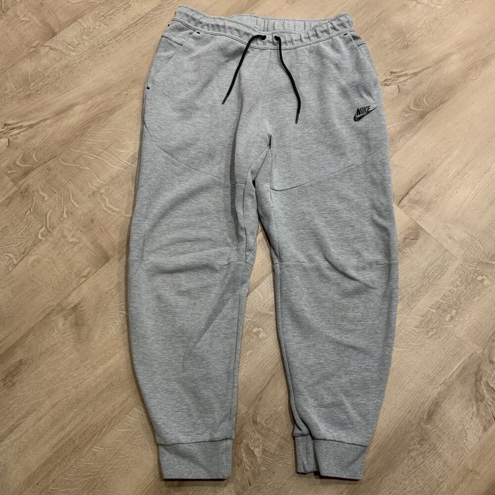 Nike Tech Joggers Men's Large L Gray Sportswear Fleece CU4495-063 Sweatpants